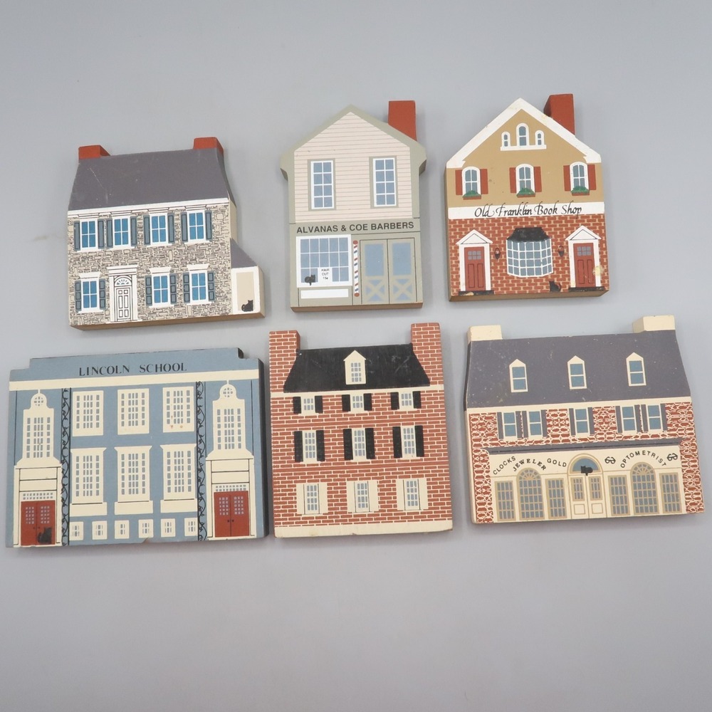 The Cat's Meow Lot Of Wooden Houses 80s 90s Cottage Core Vintage School Book str